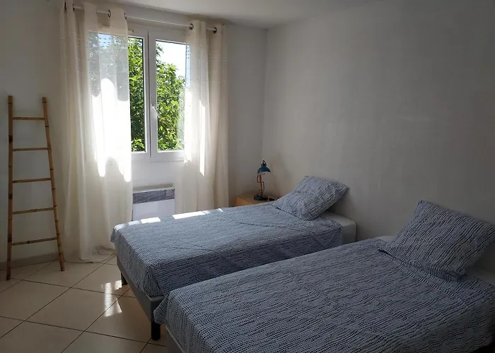 Charmante Maison Leucate Avec Garage, A Proximite De La Plage